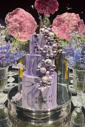 Bolo Mármore Roxo e Lilás