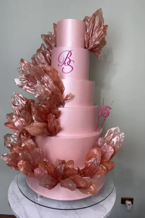 Bolo Pétalas Rosa Lançamento